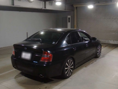 SUBARU LEGACY B4