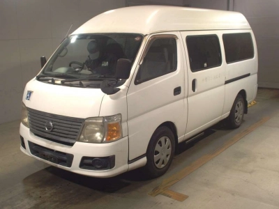 NISSAN CARAVAN BUS