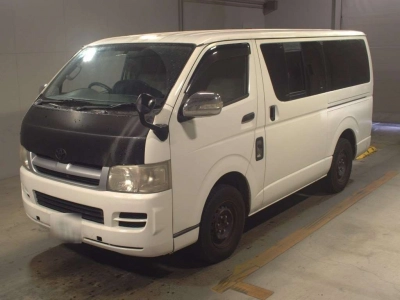 TOYOTA REGIUS VAN