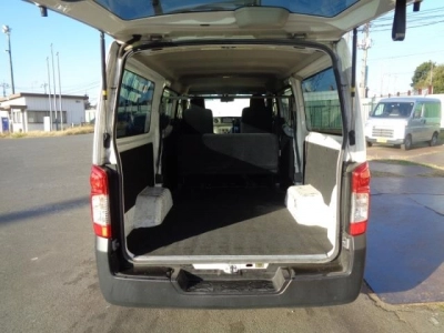 NISSAN NV350 CARAVAN