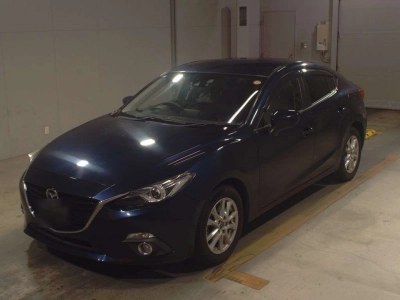MAZDA AXELA HYBRID