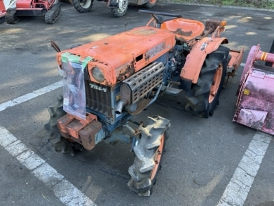KUBOTA KUBOTA