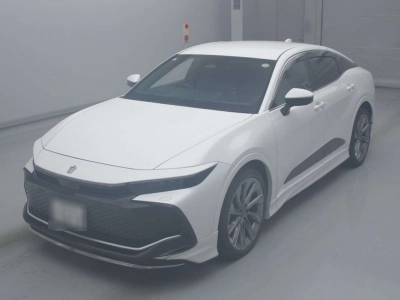 TOYOTA CROWN CROSSOVER