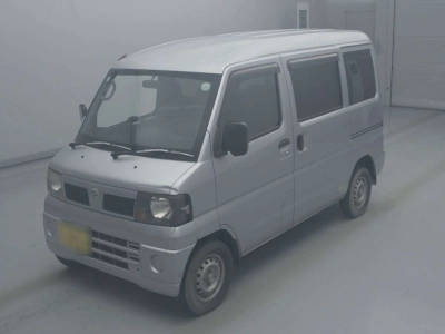 NISSAN CLIPPER VAN