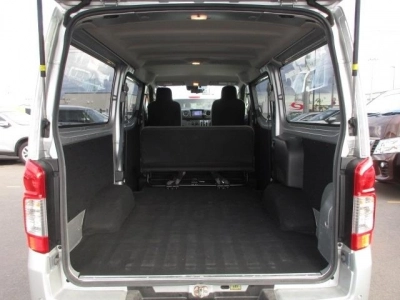 NISSAN CARAVAN