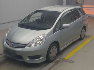 HONDA FIT SHUTTLE HYBRID