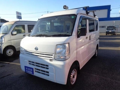 NISSAN CLIPPER VAN