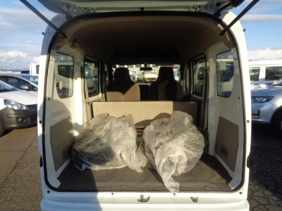 NISSAN NV100 CLIPPER