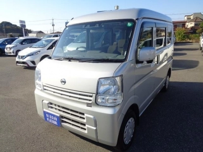NISSAN CLIPPER VAN