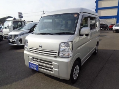 NISSAN CLIPPER VAN