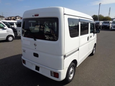 NISSAN CLIPPER VAN