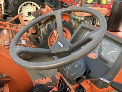 KUBOTA KUBOTA