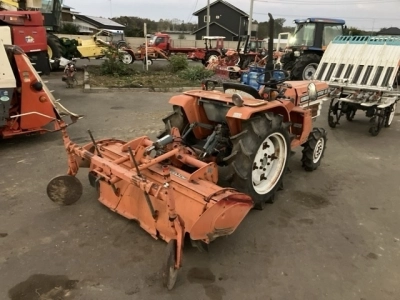 KUBOTA KUBOTA