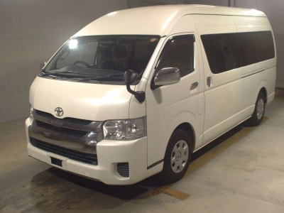 TOYOTA HIACE WAGON