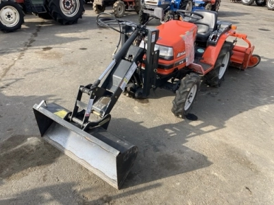 KUBOTA KUBOTA