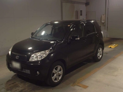TOYOTA RUSH