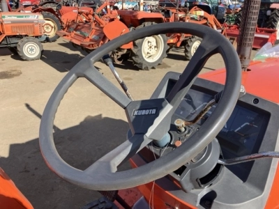 KUBOTA KUBOTA