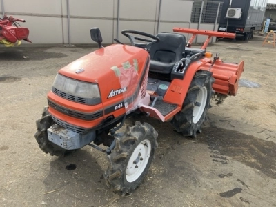 KUBOTA KUBOTA