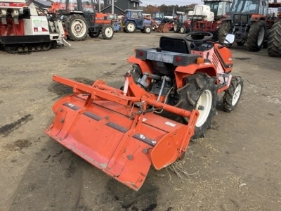 KUBOTA KUBOTA