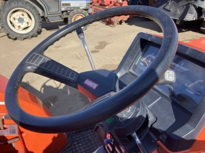 KUBOTA KUBOTA
