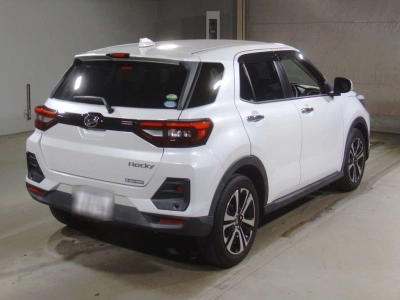 DAIHATSU ROCKY
