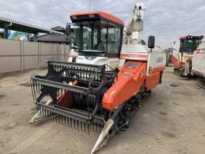 KUBOTA KUBOTA