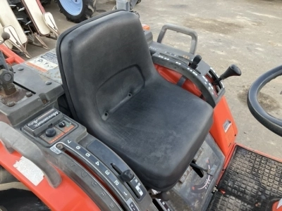 KUBOTA KUBOTA