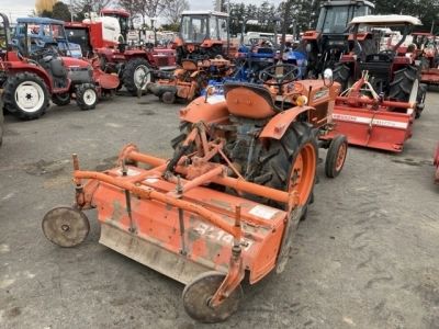 KUBOTA KUBOTA