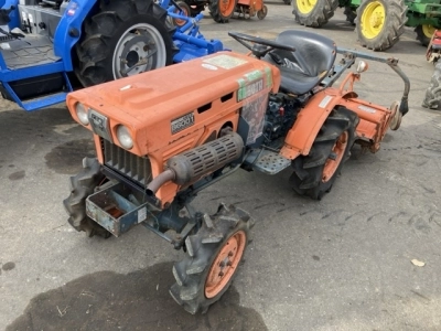 KUBOTA KUBOTA