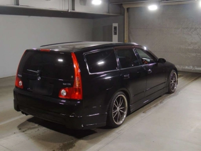 NISSAN STAGEA