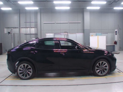 TOYOTA CROWN CROSSOVER