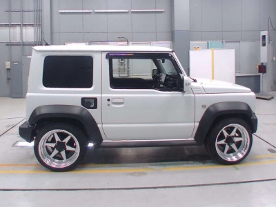 SUZUKI JIMNY SIERRA
