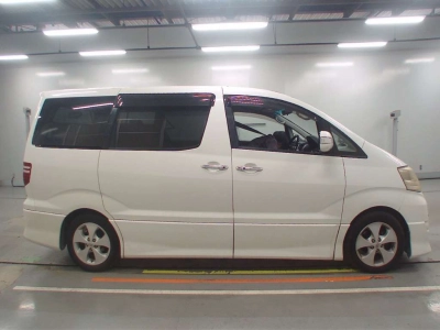 TOYOTA ALPHARD V