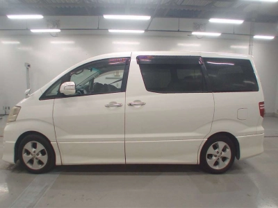 TOYOTA ALPHARD V
