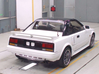 TOYOTA MR2