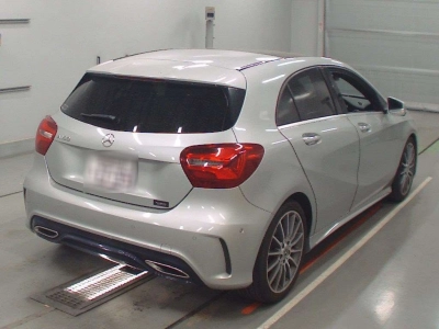 MERCEDES BENZ A CLASS