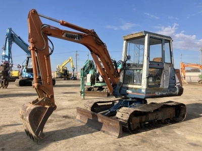 KUBOTA KUBOTA