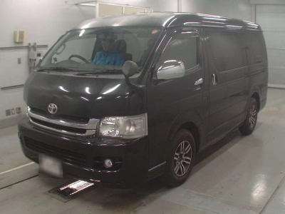 TOYOTA HIACE WAGON
