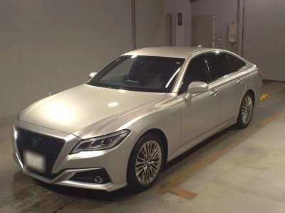 TOYOTA CROWN HYBRID