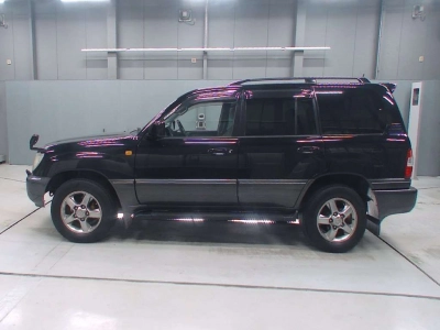 TOYOTA LAND CRUISER 100