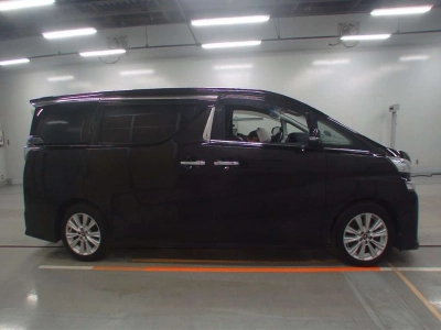 TOYOTA VELLFIRE