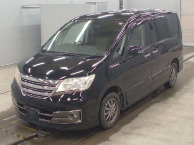 NISSAN SERENA