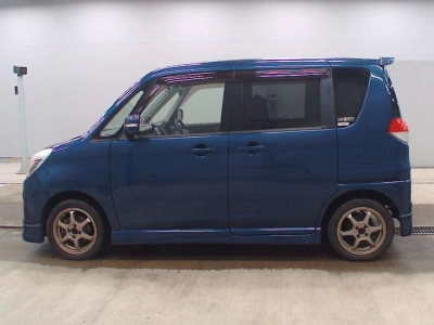 MITSUBISHI DELICA D:2