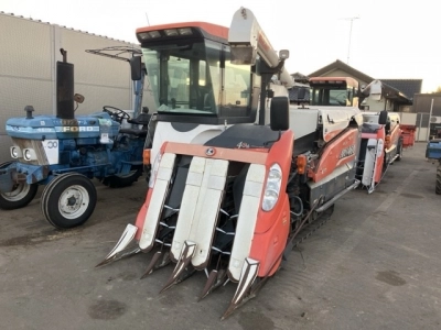 KUBOTA KUBOTA