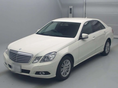 MERCEDES BENZ E CLASS