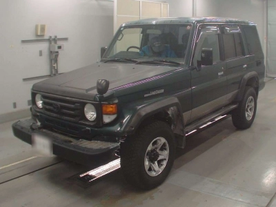 TOYOTA LAND CRUISER 70