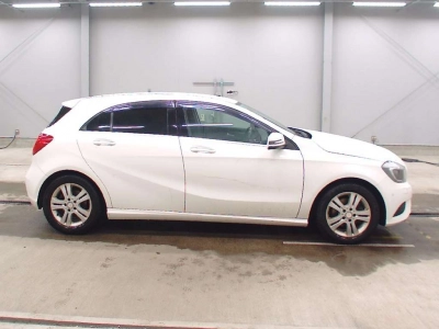 MERCEDES BENZ A CLASS