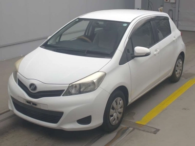 TOYOTA VITZ