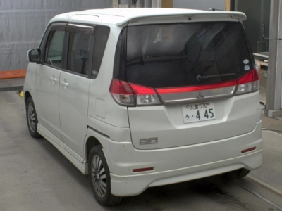 MITSUBISHI DELICA D:2
