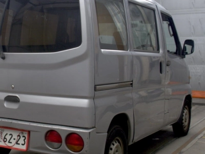 NISSAN CLIPPER VAN